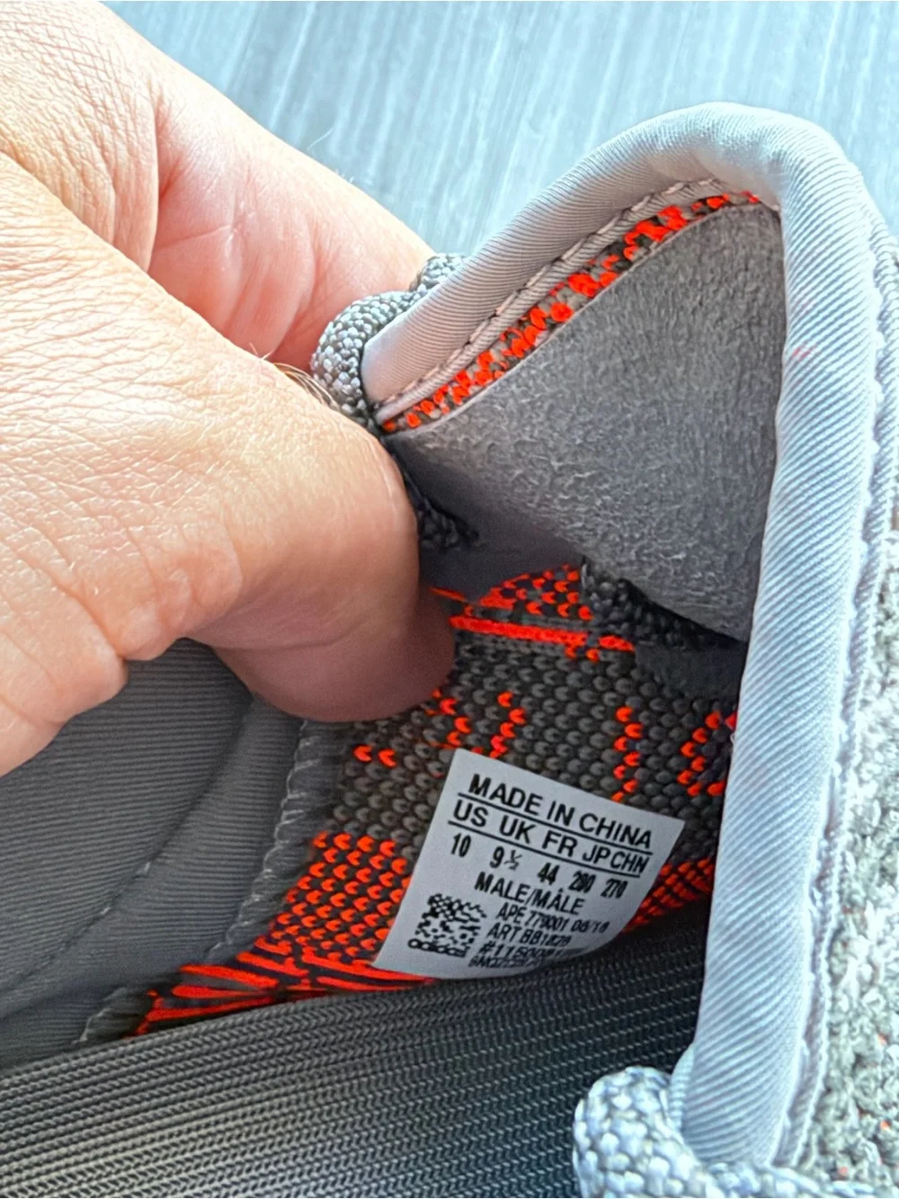Brand NEW Adidas Yeezy Boost 350 V2 Beluga Reflective Size 10
